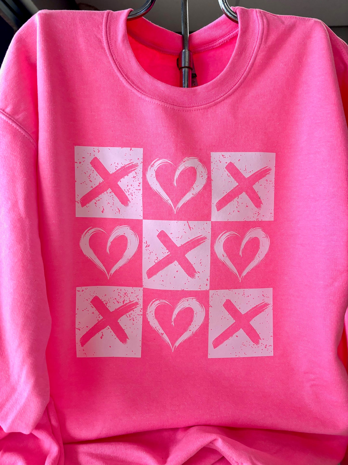 Tic Tac Toe - Valentine Graphic Sweatshirt